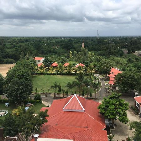 埃罗拉民俗度假村 Ellora 外观 照片